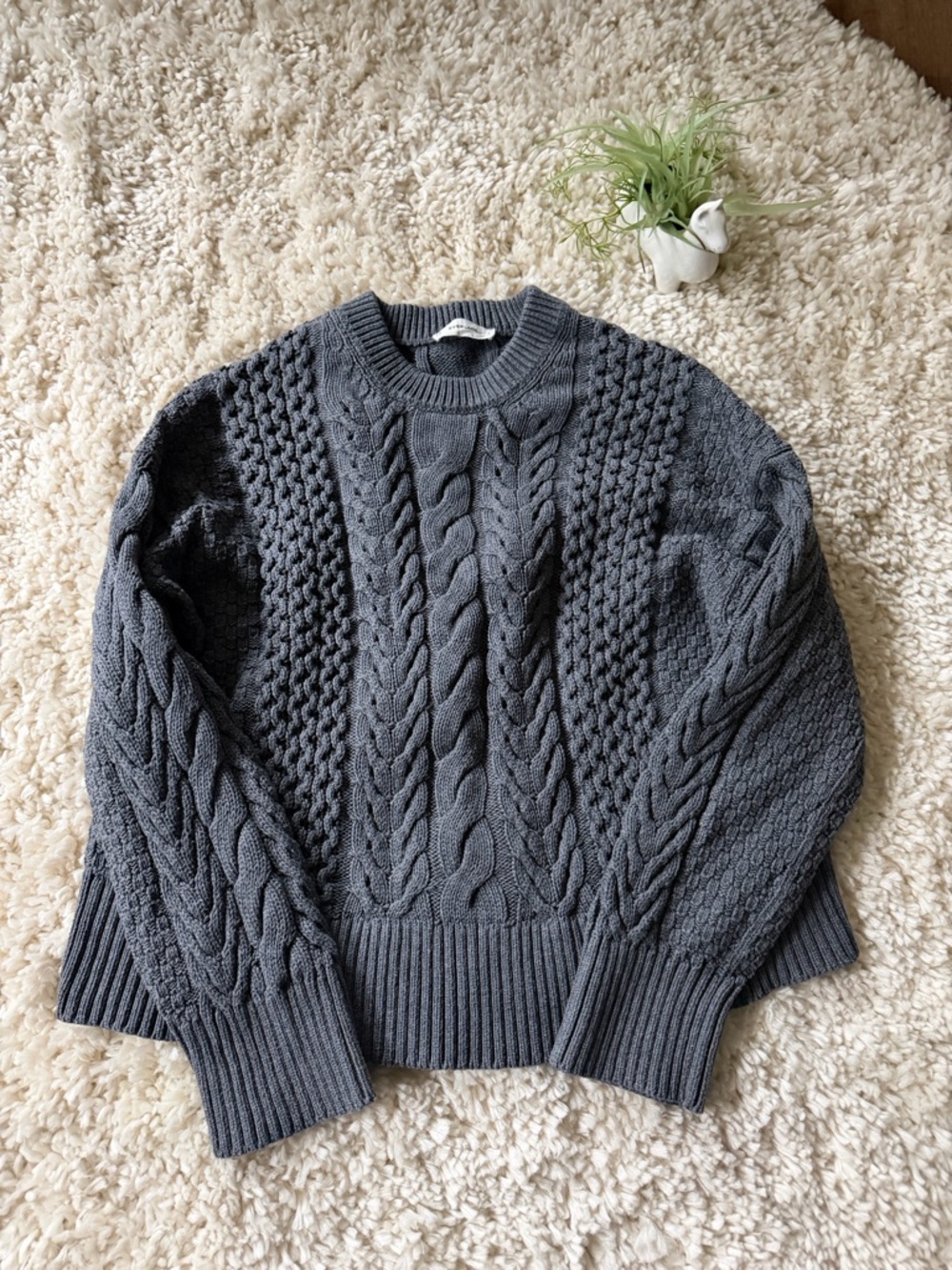 Everlane Charcoal thick heavy knit cozy Cable Knit Crewneck wide sleeve Sweater